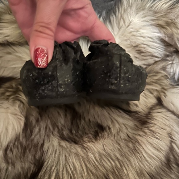 Tory Burch sparkle black leather flats. Overall good condition - Picture 3 of 9